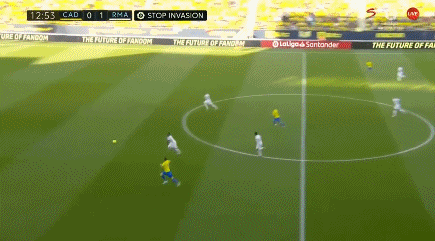 拜仁官方：后卫博埃因病缺席与斯图加特的比赛