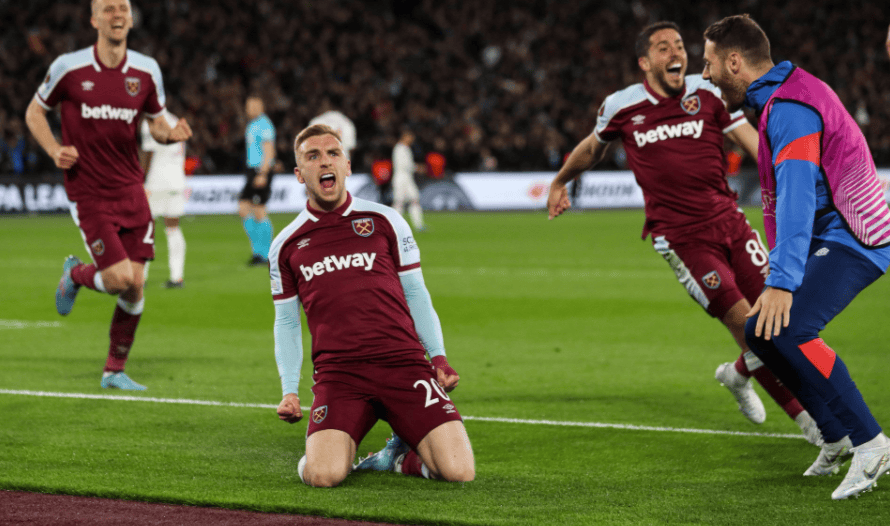 曼联明年还将不得不花巨资买人。