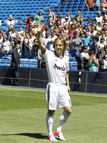 C罗关键进球帮助球队逆转取胜