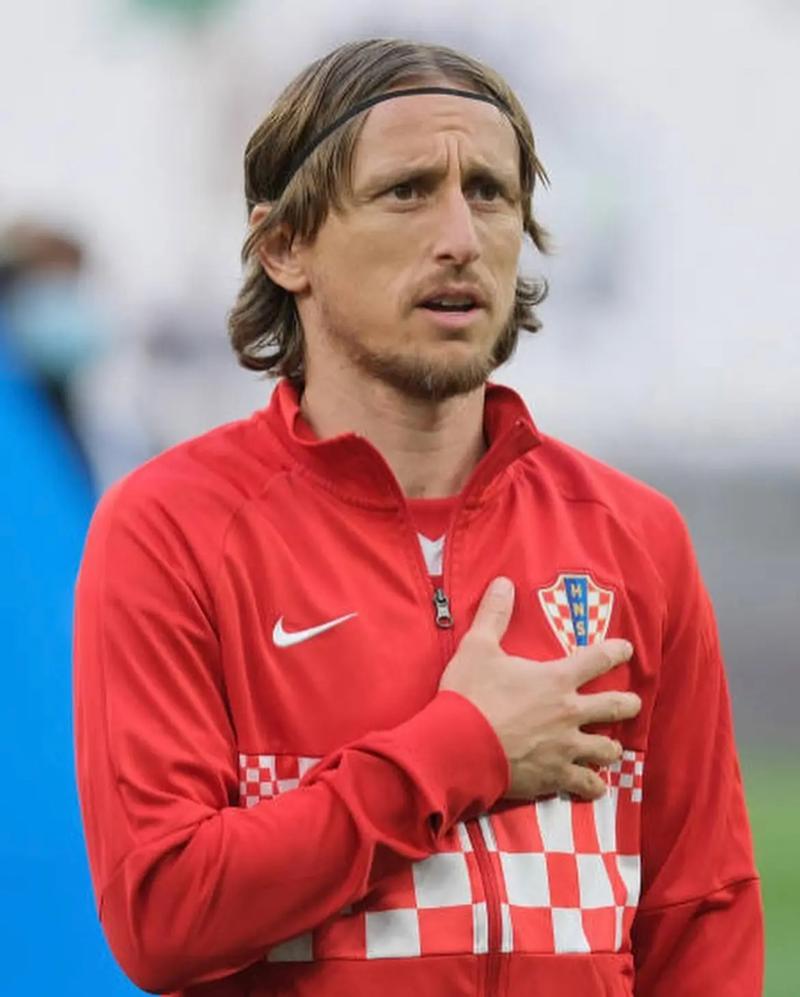 邦本给球队施压，高价没必要留，辽宁铁人引援受阻 李金羽发挥人脉